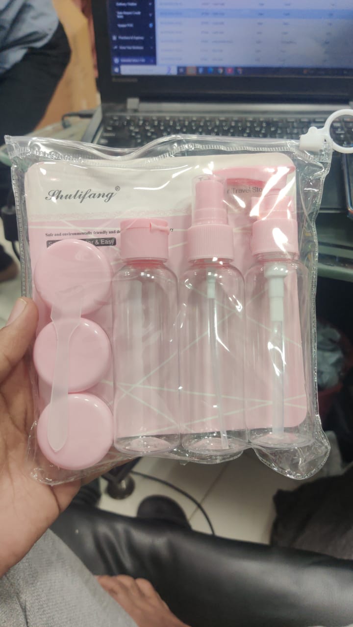 6 Piece Makeup Travelling Kit